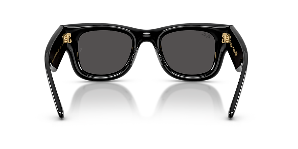 RB4940 Wayfarer Puffer Ray-Ban Black M
